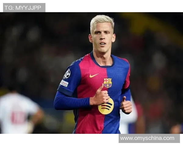 矮个子足球明星现役表现出色引发球迷热议与关注